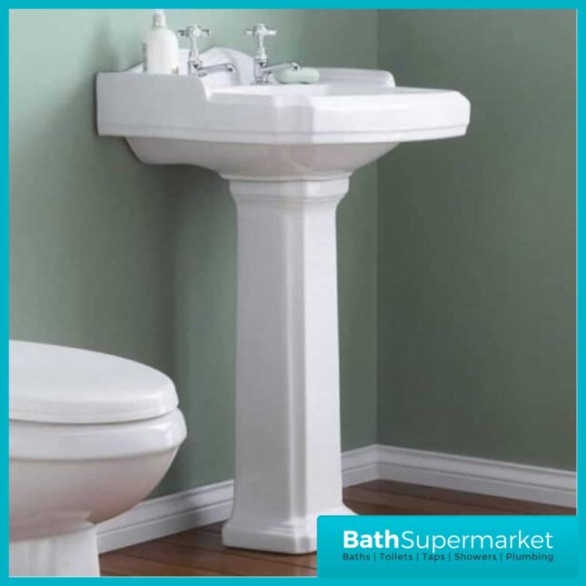 Traditional Style Close Coupled Legend Toilet Basin