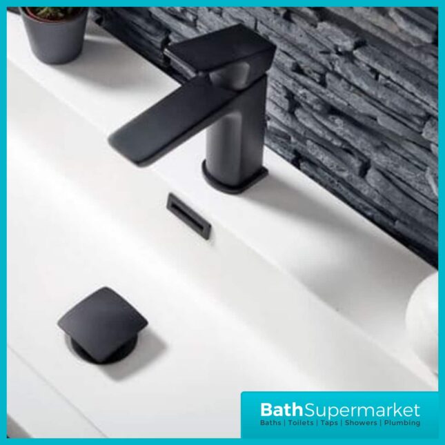 Celeste Mono Wall Mounted Black Handle600mm